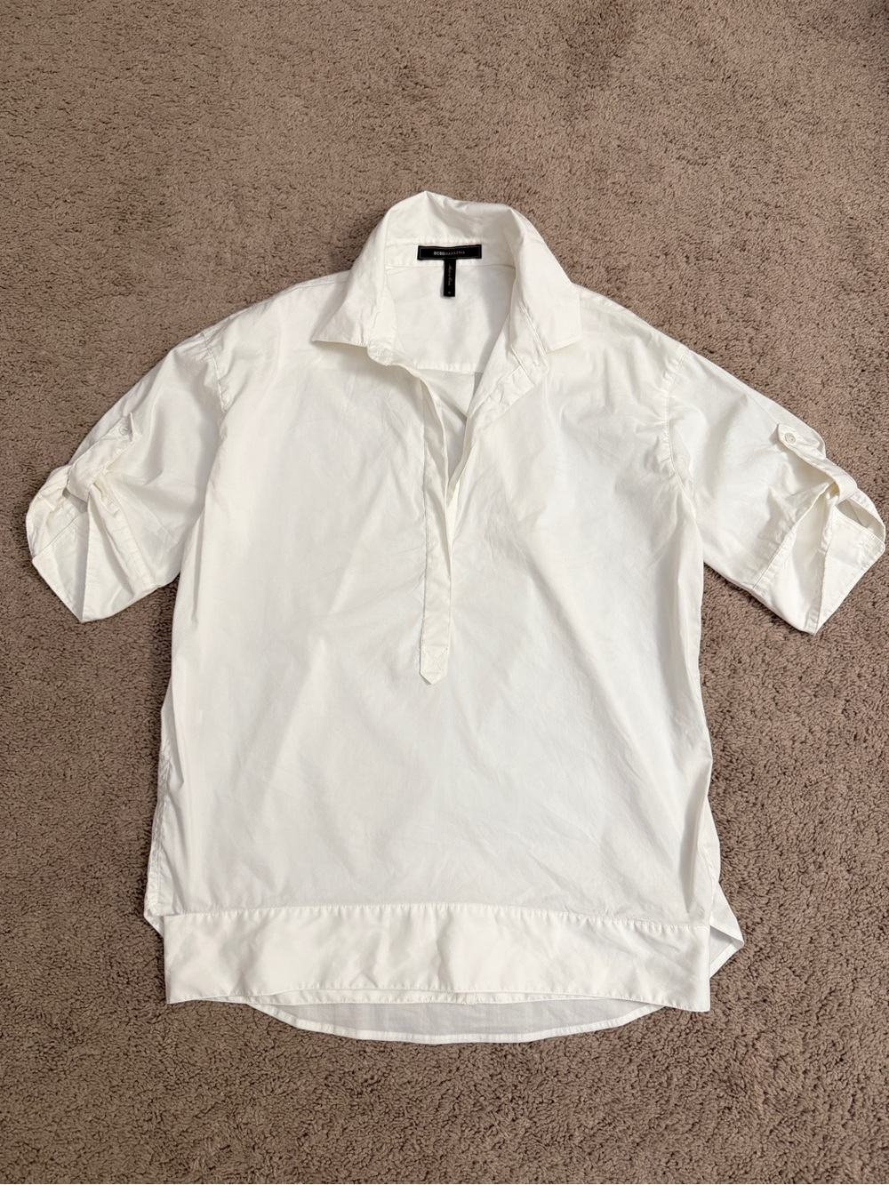 BCBGMaxAzria Short-Sleeve Button-Down Shirt Women size Medium White Collar Top
